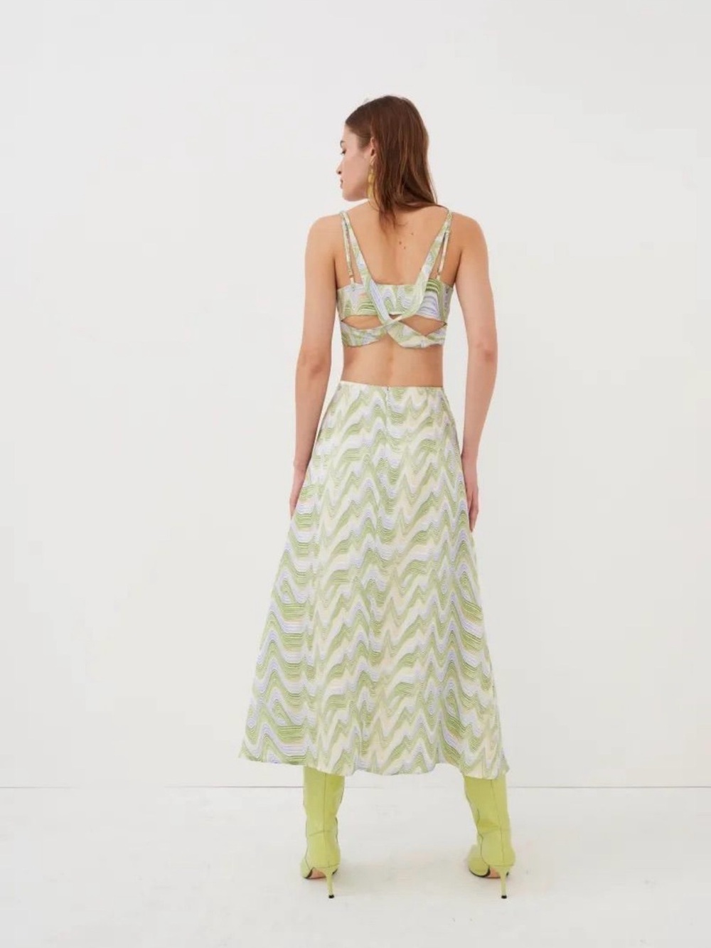 For Love and Lemons 🍋 | Yori Green Wave-Print Cutout Midi Dress - Picture 2 of 4